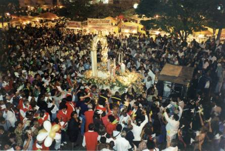 Chegada da prociss&atilde;o